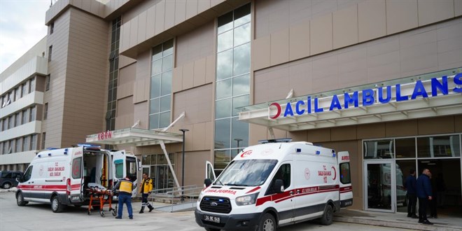 41 ya��ndaki doktor evinde �l� bulundu