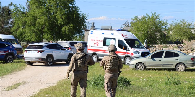 �anl�urfa'da husumetli iki grup aras�nda silahl� kavga: 3 �l� - Son Dakika Haber