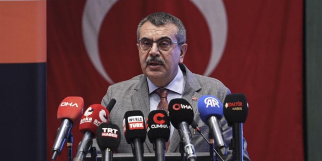 Bakan Tekin: Y�ksek teknolojili �retimde daha ileri seviyelere ula�aca��z