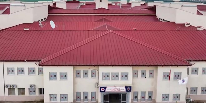 Ak�n G�rlek'ten rehabilitasyon a��klamas�: �nsan odakl� yakla��m s�r�yor - Son Dakika Haber