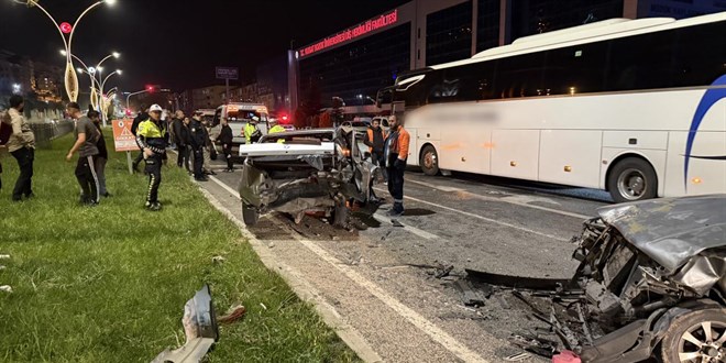 Yozgat'ta zincirleme trafik kazas�: 7 yaral� - Son Dakika Haber