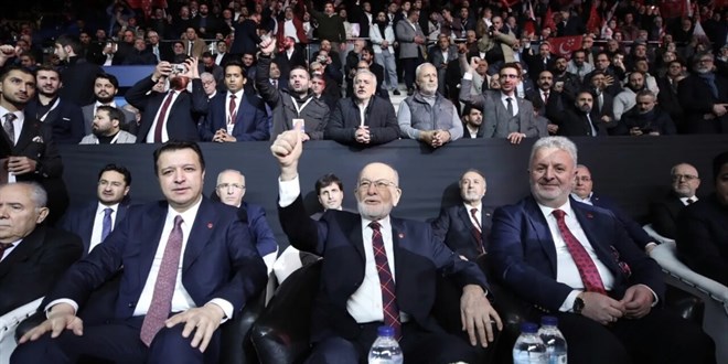 Saadet Partisi'ne mutlak butlan davas�nda karar ��kt� - Son Dakika Haber
