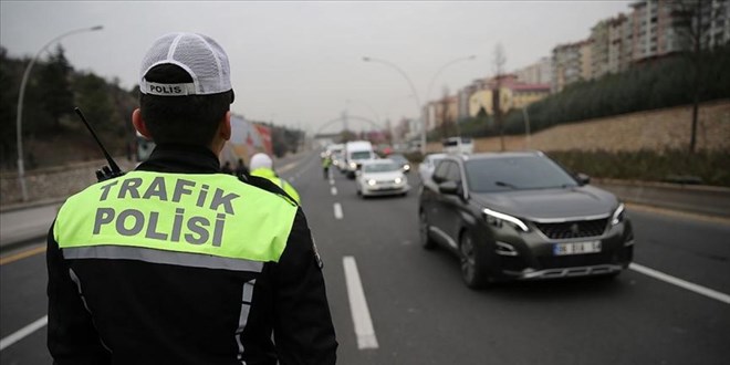Cayd�r�c� cezalar trafikte kural ihlallerini azaltt� - Son Dakika Haber