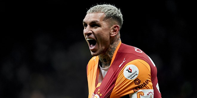 Galatasarayl� futbolcu Lucas Torreira darbedildi - Son Dakika Haber