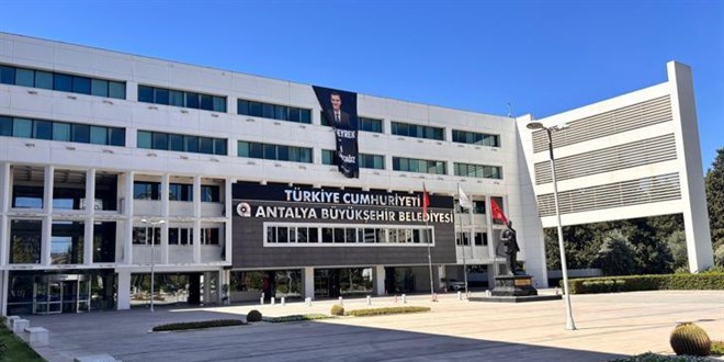 Antalya B�y�k�ehir Belediyesine yeni operasyon: 25 ki�i g�zalt�na al�nd�