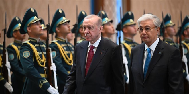 Cumhurba�kan� Erdo�an, Kazakistan'da resmi t�renle kar��land� - Son Dakika Haber