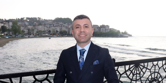 12 bin ��retmeni geride b�rakt�: Muhammet ��retmen Avrupa'n�n en iyisi - Son Dakika Haber