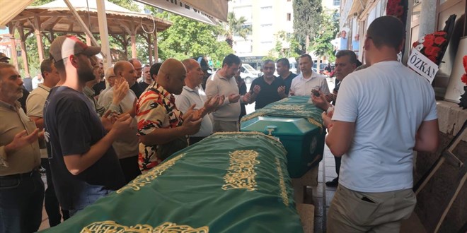 Arkada��na kalp masaj� yapt�, kendi kalbine yenildi