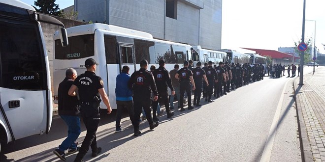 Kocaeli merkezli nitelikli doland�r�c�l�k operasyonunda 44 zanl� tutukland� - Son Dakika Haber