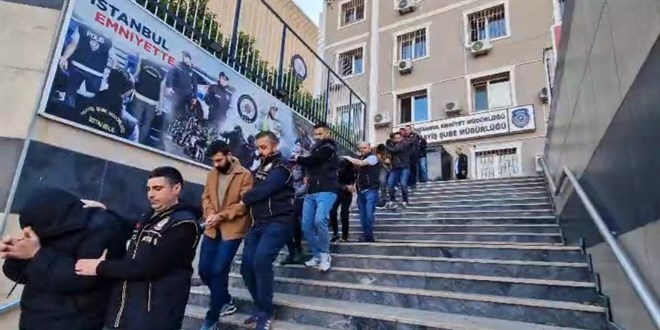 �stanbul merkezli 5 ilde 'change' ara� operasyonu: 40 araca el konuldu
