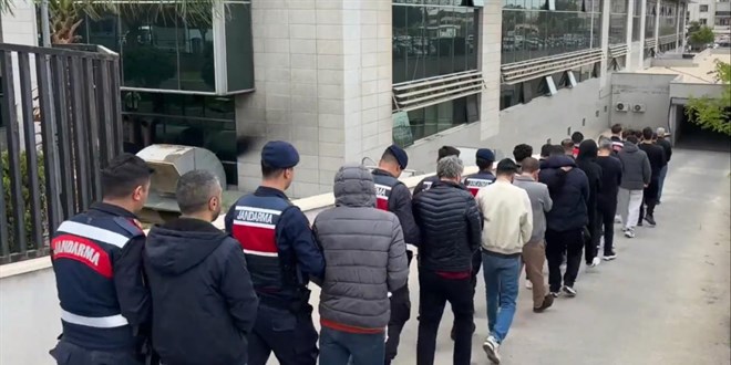 16 il merkezli 'siber' operasyon: 140 ��pheli yakaland� - Son Dakika Haber