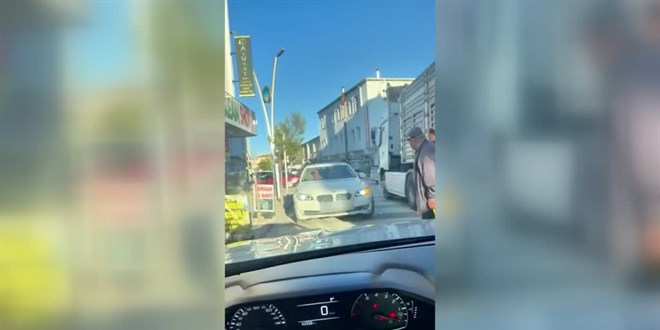 Trafikte s�r�c�y� takip edip tehdit eden ki�iye rekor ceza