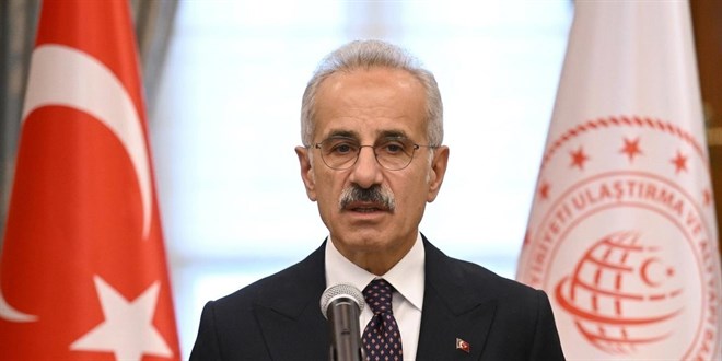 Bakan Uralo�lu: Etimesgut Havaliman� NATO zirvesinde kullan�lacak