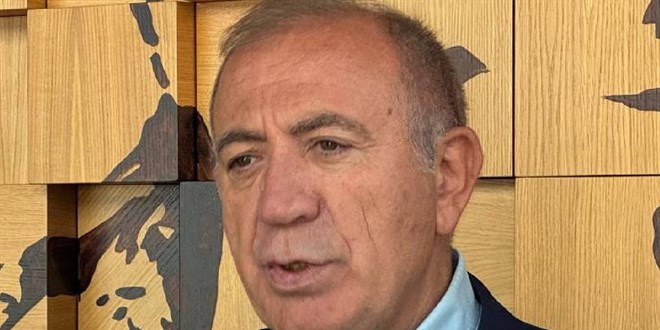 G�rsel Tekin CHP �stanbul �l Ba�kanl��� g�revinden al�nd�