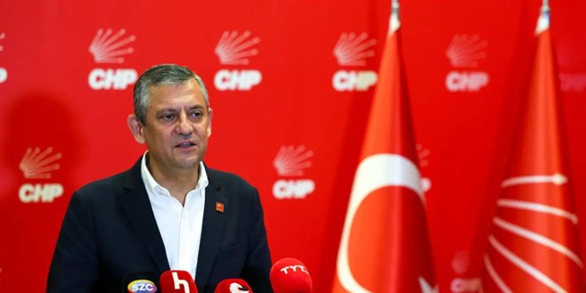 �zg�r �zel y�netimi CHP'nin banka hesaplar�na eri�emeyecek