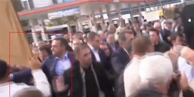 CHP'li Ali Mahir Ba�ar�r, CNN T�rk Muhabirini Tokatlad�
