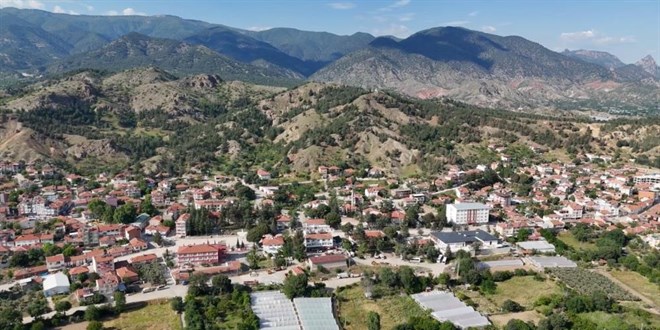 'T�rkiye'nin en s�cak yeri' bayram�n ilk g�n�nde 46 derece