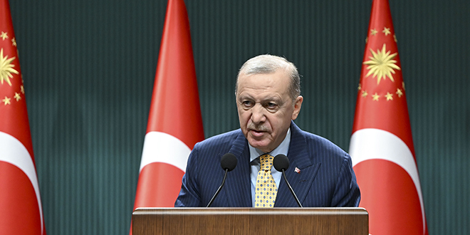 Erdo�an, Cezayir Cumhurba�kan� Tebbun ile telefonda g�r��t�