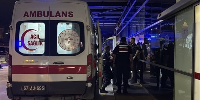 Zonguldak'ta 18 h�k�ml� hastanelik oldu