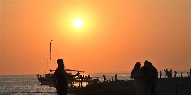 Bahar geri d�n�yor. Hava 4 derece birden �s�nacak