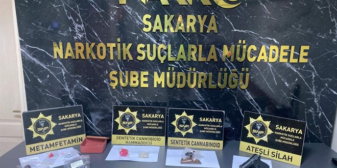 Uyu�turucuyu klozete d�kt�, sifon �al��may�nca yakaland� - Son Dakika Haber
