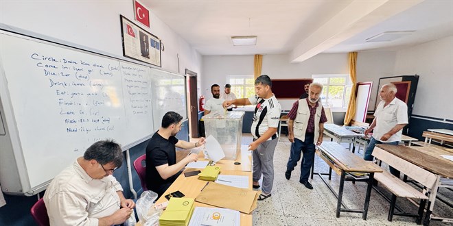 Narin G�ran'�n mahallesinde muhtarl�k se�imi i�in sand�k kuruldu - Son Dakika Haber