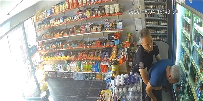 Nefes borusuna �eker ka�an bakkal�, polis kurtard� - Son Dakika Haber