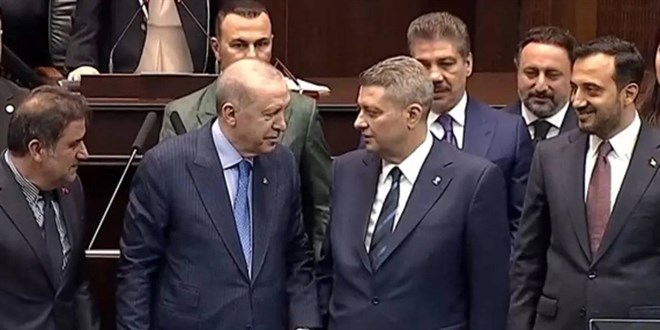 �Y� Parti'den istifa eden �stanbul Milletvekili Ersin Beyaz, AK Parti'ye kat�ld�