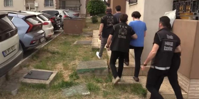 �zmir merkezli 12 ilde FET� operasyonunda 41 tutuklama - Son Dakika Haber
