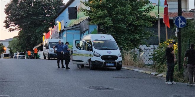 �zel okul sahibi, okulun idari i�ler m�d�r�n� silahla yaralad�