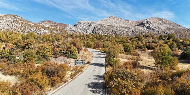 Nemrut Da��'nda biyoka�ak��l�k yapan 3 yabanc� yakaland�