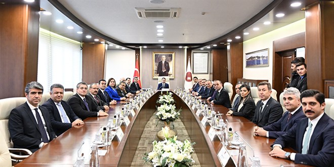 Ankara'da 14 ba�savc� vekili g�revden al�nd�