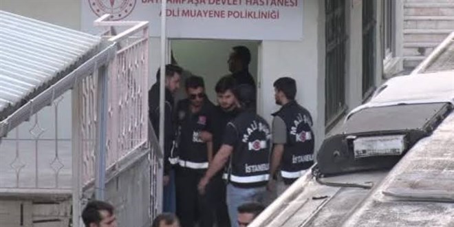 Silivri Belediyesine y�nelik usuls�zl�k soru�turmas�nda yakalanan 18 zanl� adliyede
