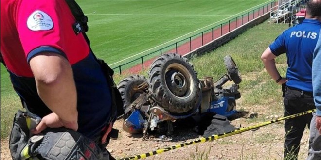Trakt�r kazas�nda 12 ya��ndaki �ocuk hayat�n� kaybetti