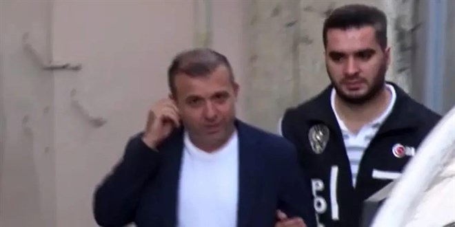 Silivri Belediye Ba�kan� Bora Balc�o�lu g�revinden uzakla�t�r�ld�