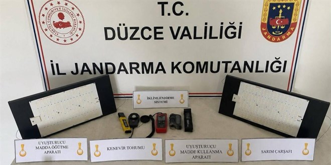 D�zce'de ka�ak��l�k ve uyu�turucu operasyonlar�: 10 g�zalt�