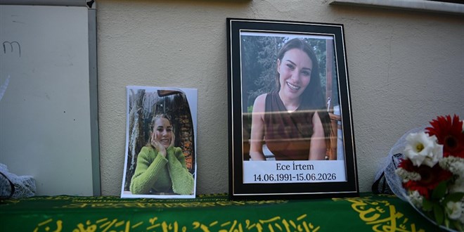 Oyuncu Ece �rtem, son yolculu�una u�urland� - Son Dakika Haber