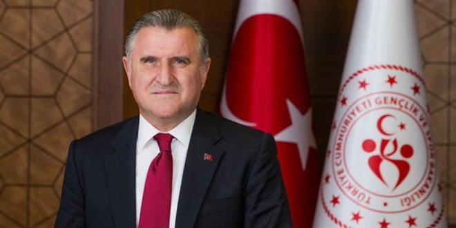 Bakan Bak, d�nya �ampiyonas�nda 50 madalya alan milli �zel sporcular� kutlad�