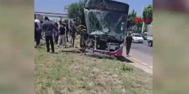 Ankara'da EGO otob�s� kaza yapt�: 1 �l�, 9 yaral� - Son Dakika Haber