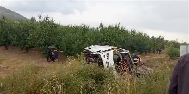 Isparta'da 5 ki�inin �ld��� otob�s kazas�nda s�r�c� tutukland�