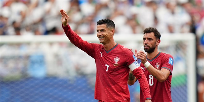 Cristiano Ronaldo tarihe ge�ti, Portekiz 5-0'la g�ld� - Son Dakika Haber