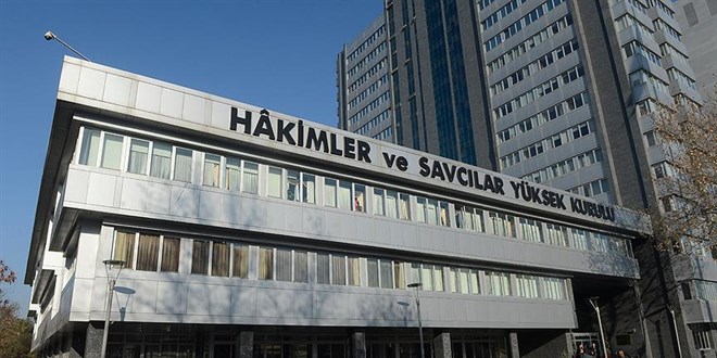 HSK, Ergenekon hakim ve savc�s� 62 isim hakk�nda meslekten ihra� karar� verdi