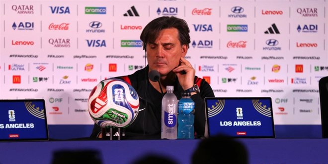 Vincenzo Montella, istifa iddialar�na son noktay� koydu! - Son Dakika Haber