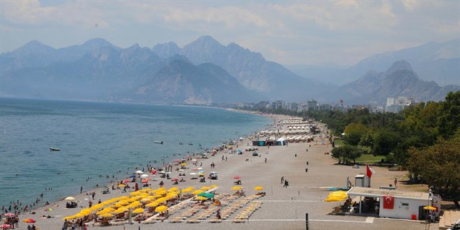 Antalya kavruluyor: Hissedilen s�cakl�k 47 dereceye ula�t� - Son Dakika Haber