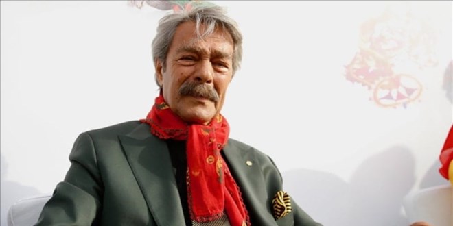Usta oyuncu Kadir �nan�r hayat�n� kaybetti