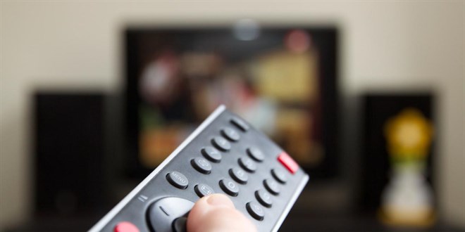 Evliler, bekarlara g�re daha �ok televizyon izliyor