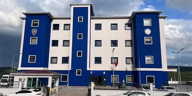 Edirne'de FET� operasyonu: Yurt d���na ka�mak isteyen 6 ��pheli yakaland� - Son Dakika Haber