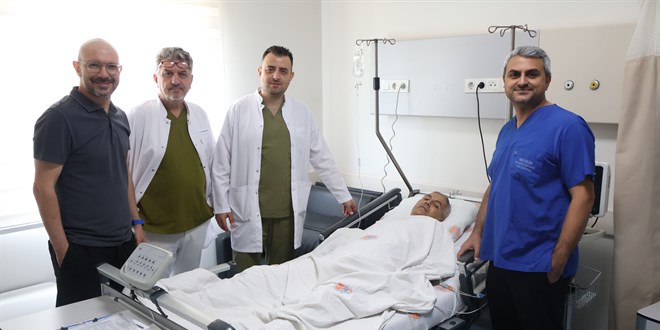 Kalbi 3 kez duran il�e milli e�itim m�d�r� kalp piliyle hayata tutundu - Son Dakika Haber