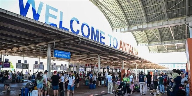 Antalya Havaliman�'nda 7/24 kesintisiz adalet hizmeti ba�lad�