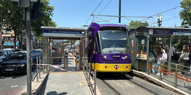 Kabata�-Ba�c�lar Tramvay Hatt�'nda seferler aksad�